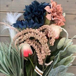 Bundle of fake flowers